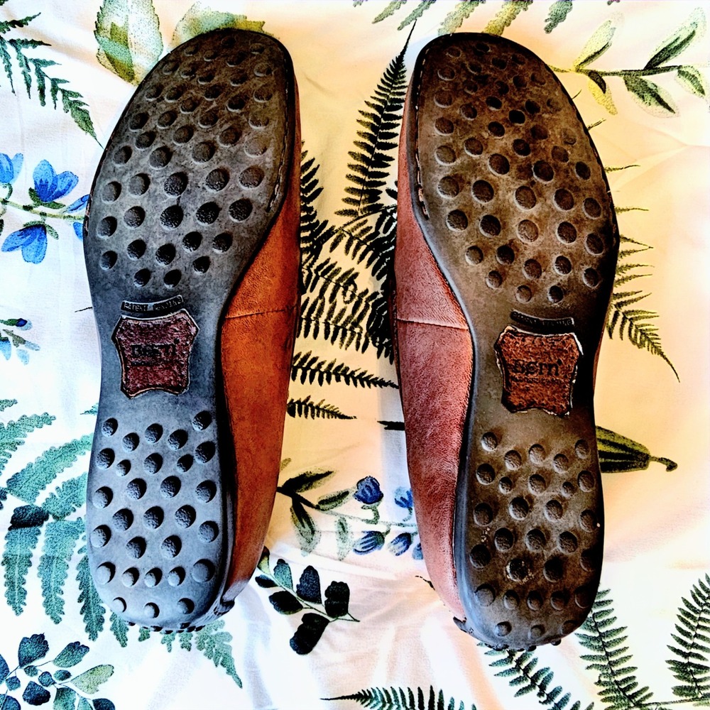 Born Crown W8444 Leather Driving Loafers Womens 8 Brown Moc Toe Slip On Flats - Picture 5 of 7